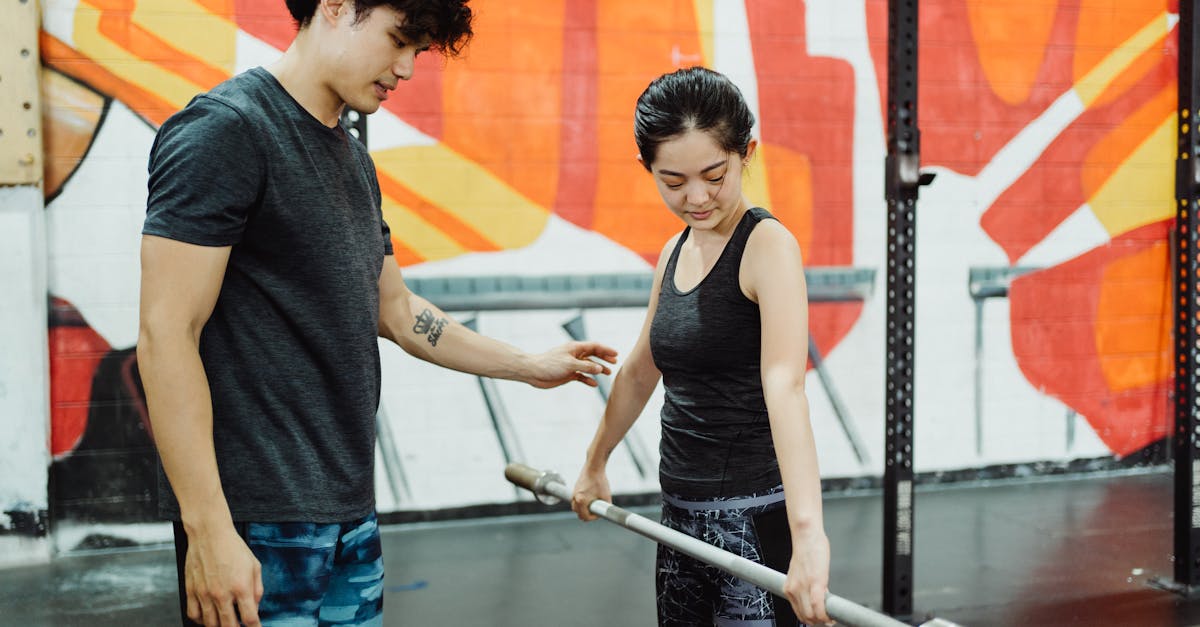 discover effective lifting techniques to improve your strength, enhance your workout performance, and reduce the risk of injury. learn the best practices for safe lifting, whether in the gym or at home.