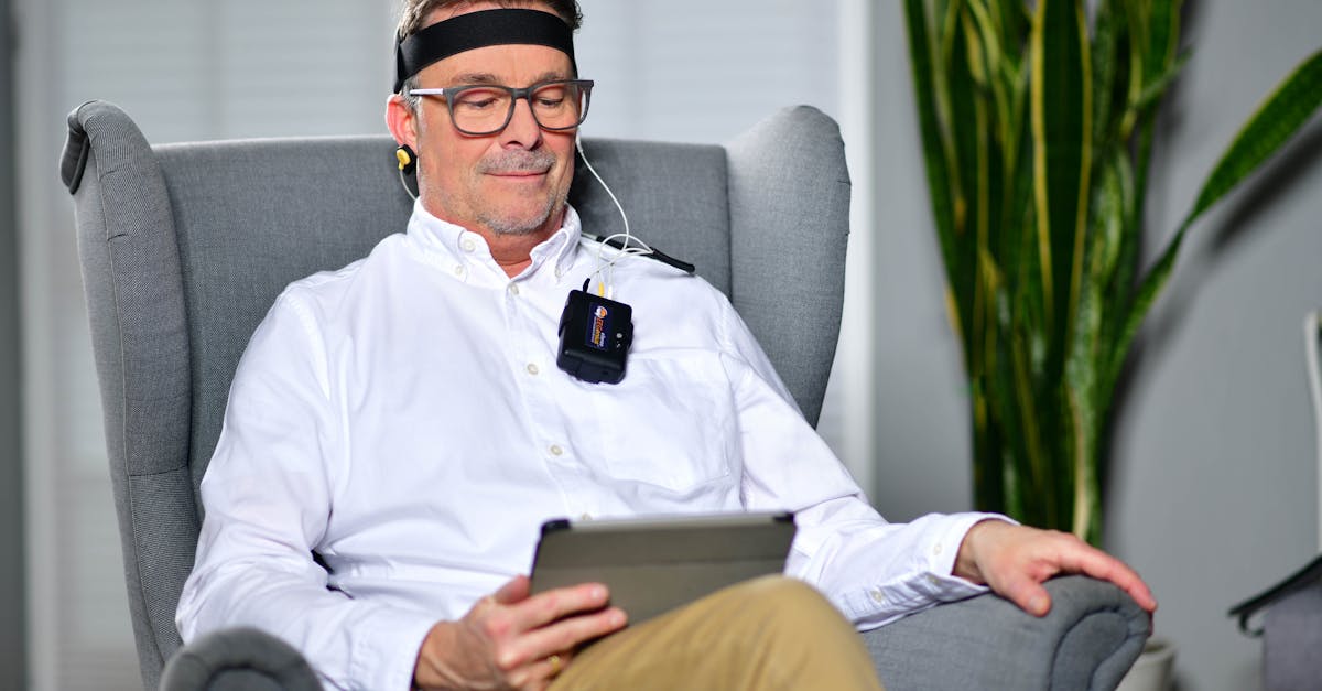 discover the power of biofeedback therapy to enhance your mental and physical well-being. learn how this innovative technique helps you gain control over physiological functions, reduce stress, and improve overall health. start your journey towards self-regulation and enhanced performance today!