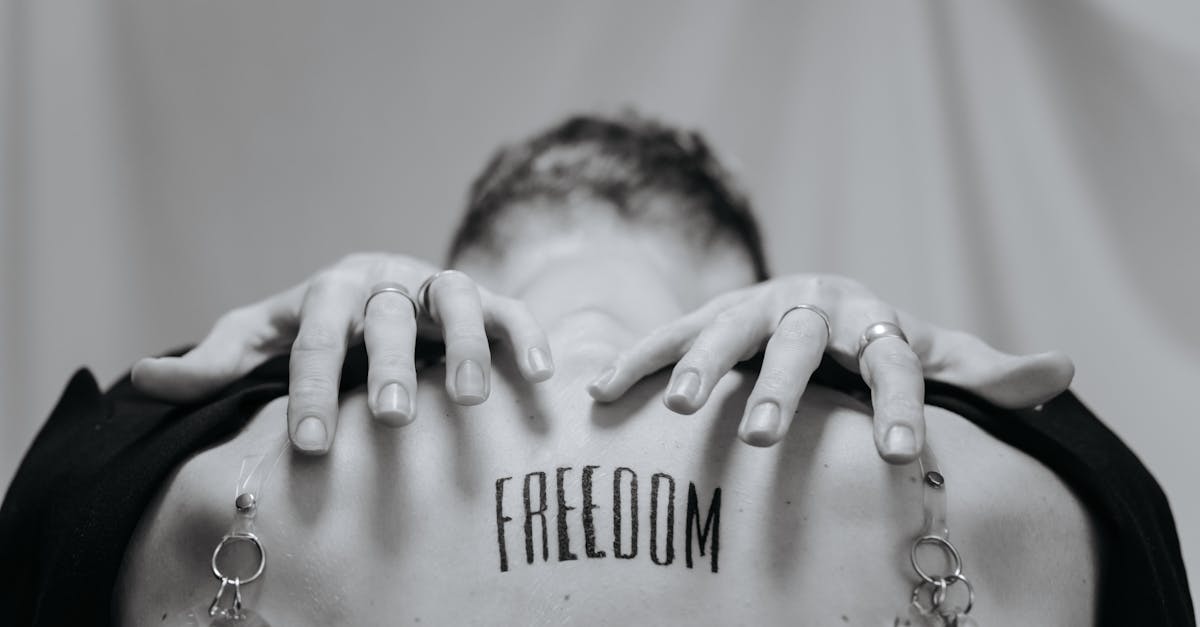 explore the effects of 'text neck' caused by excessive phone usage, its symptoms, and effective treatment options to alleviate discomfort and improve posture. learn how to maintain a healthy neck and prevent strain in the digital age.